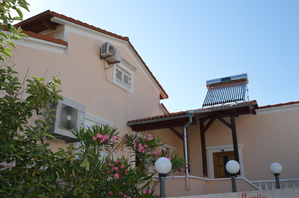 Apartments Goga Mali Lošinj Eksteriør bilde
